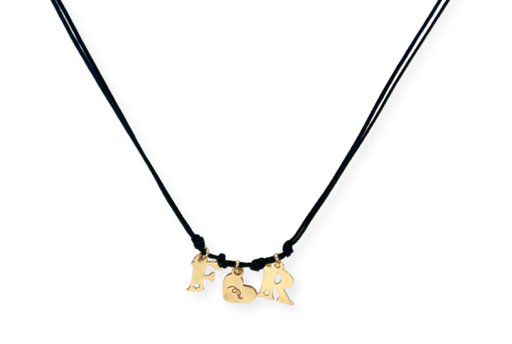 Collana Soft Cord con due iniziali e charm centrale Serenabi