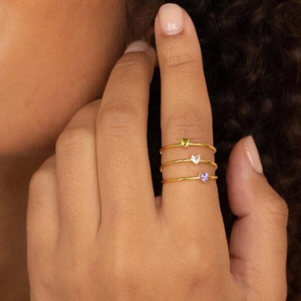 Anelli Birthstone Cuore indossato, placcato oro giallo
