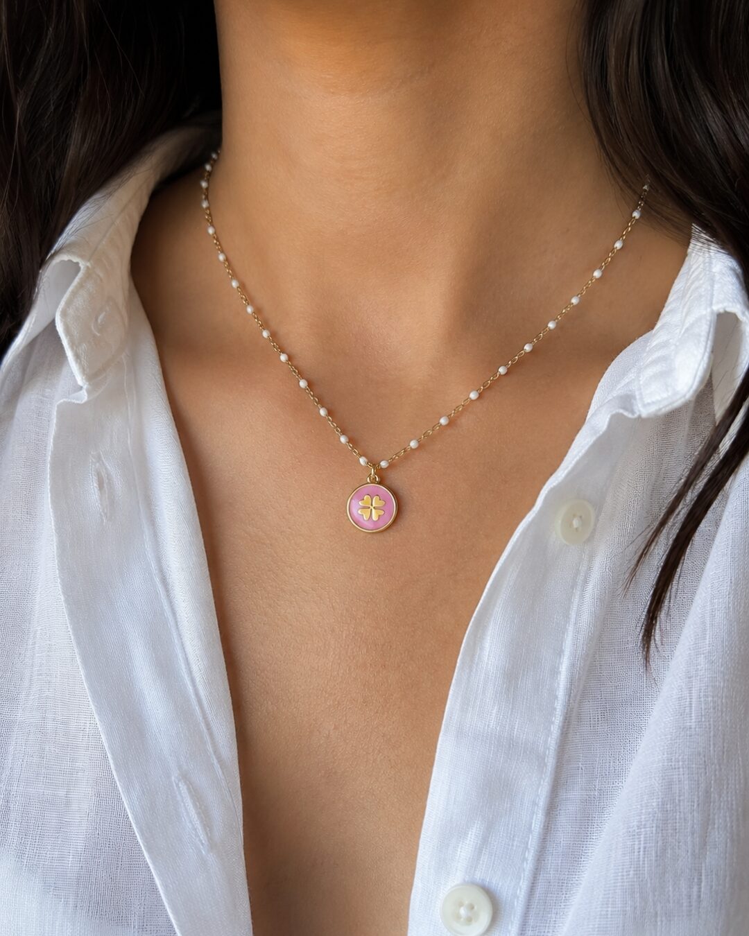 Collana della collezione Joy SerenaBi ispirata al ai simboli iconici SerenaBi