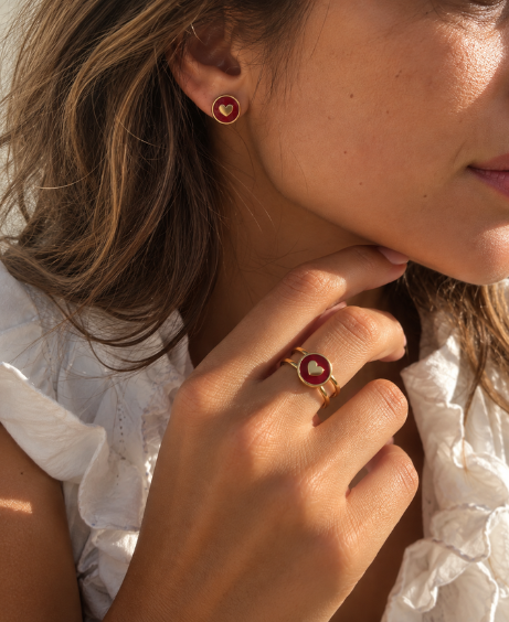 Dettaglio indossato Anello e orecchini Joy Heart -Joy collection SerenaBi