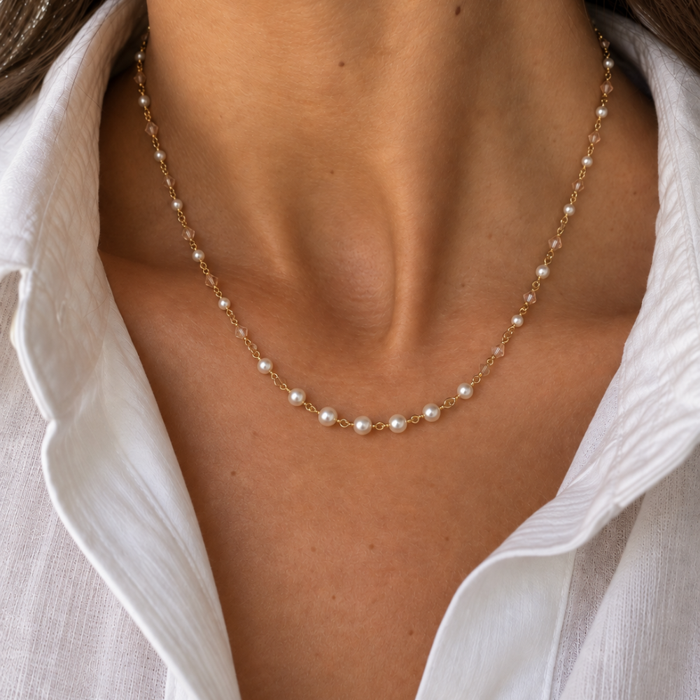 Pearl Rosary Gold indossata